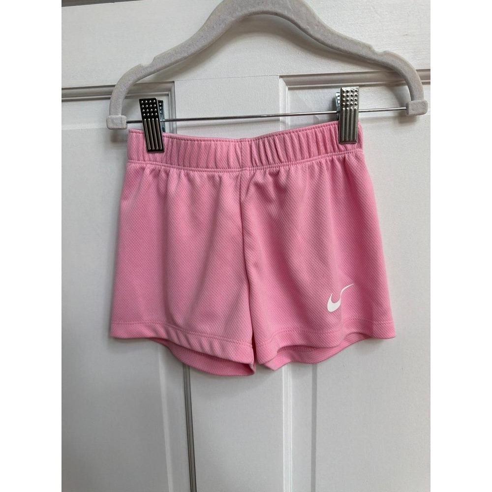 Nike Dri-FIT Trophy training shorts in Playful Pink girls 3T